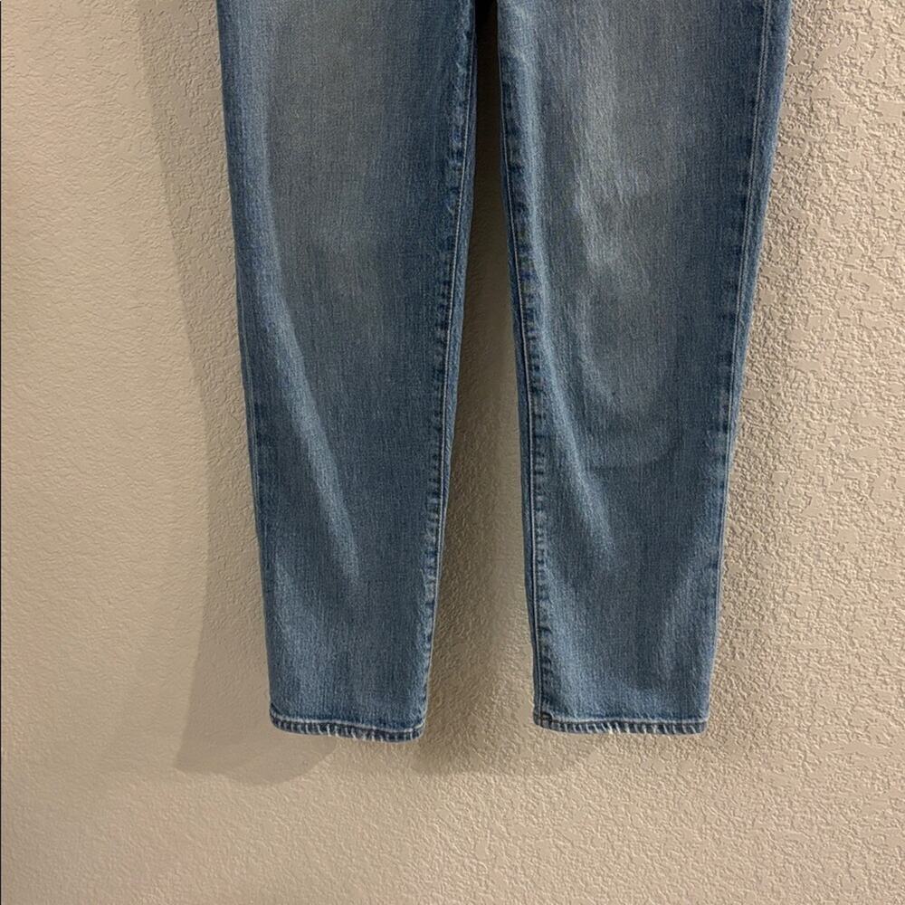 Madewell Classic Straight Light Wash Blue Denim Jeans Casual - Size 26 Inseam 26 - Picture 4 of 14